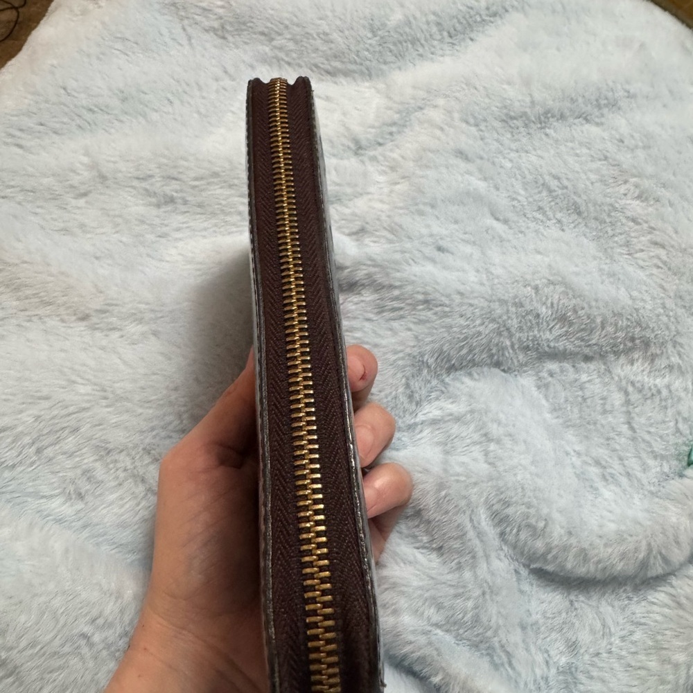 Louis Vuitton Dark burgundy - Picture 13 of 16